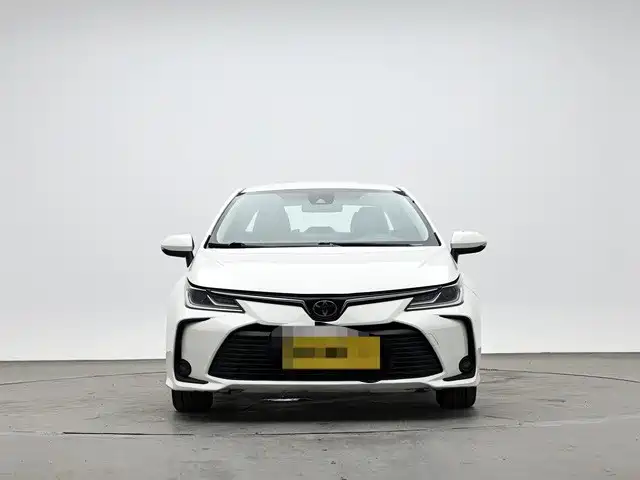 Toyota Corolla — фото 2