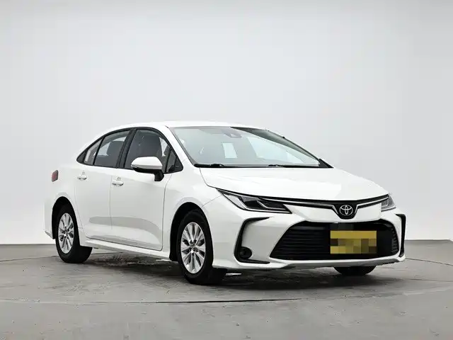 Toyota Corolla — фото 4