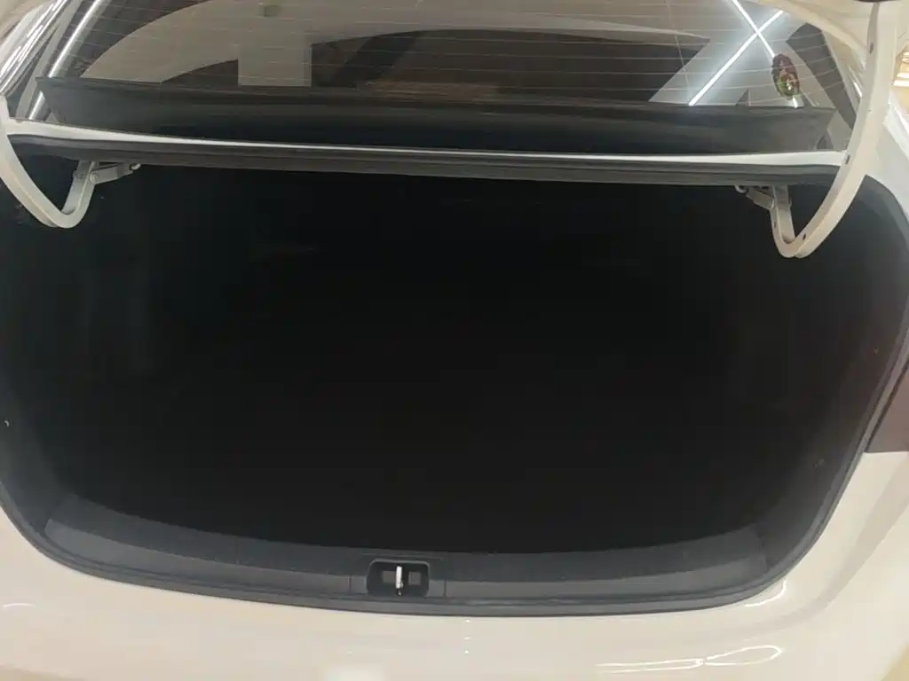 Toyota Levin — фото 18