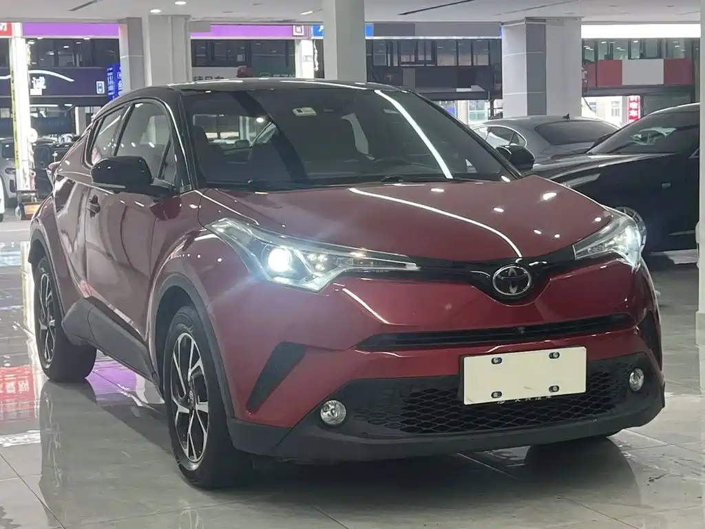 Toyota C-HR — фото 3