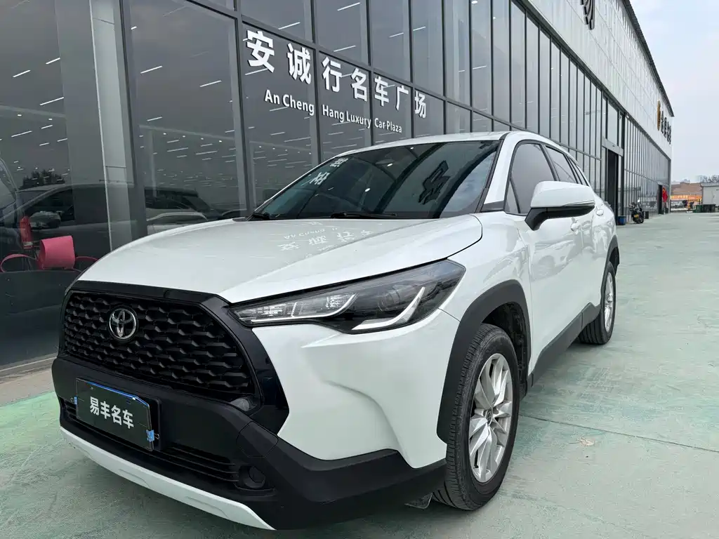 Toyota Corolla Cross — фото 3