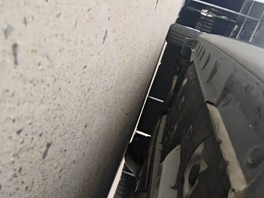 Toyota Yaris L — фото 17