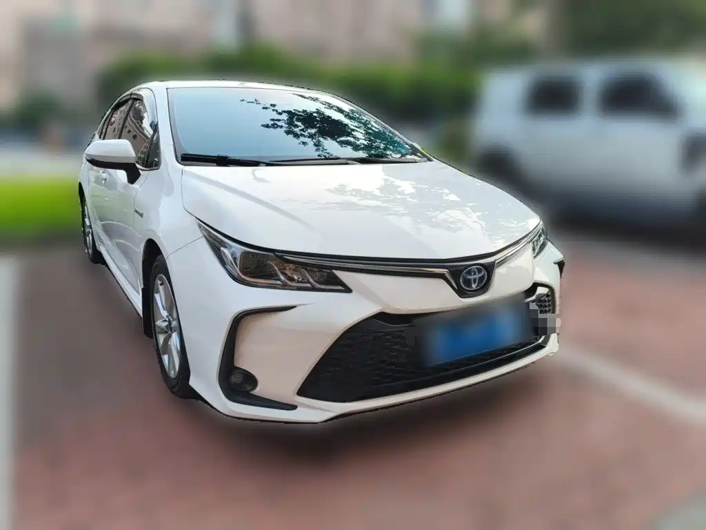 Toyota Corolla — фото 3