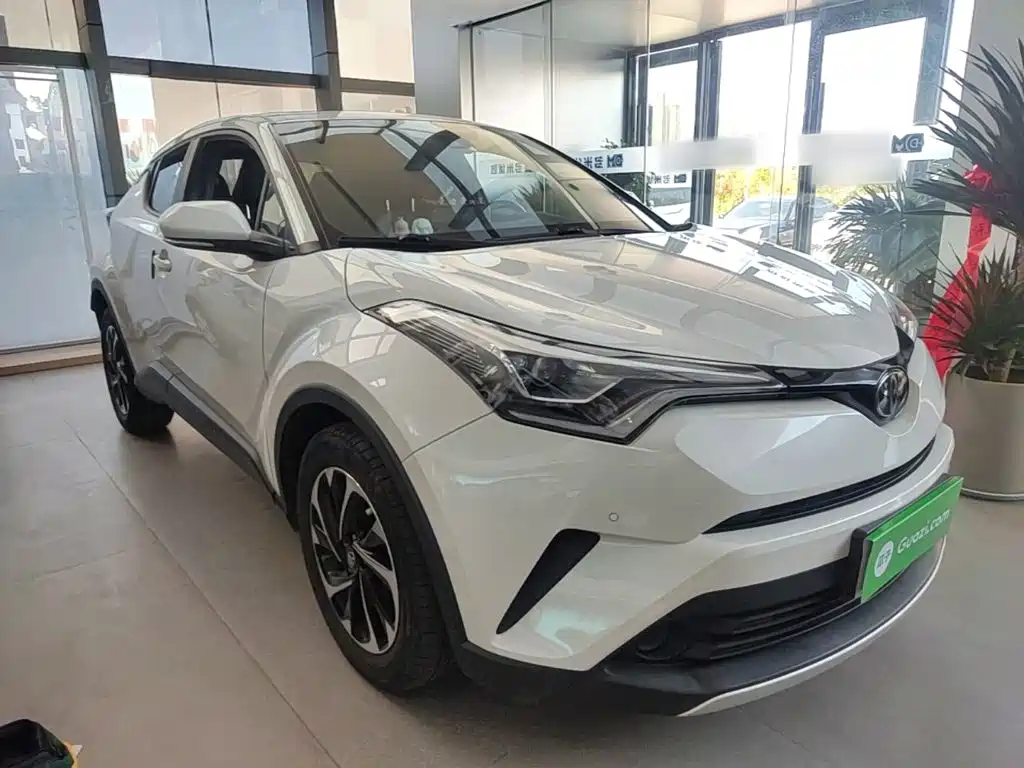 Toyota IZOA — фото 3