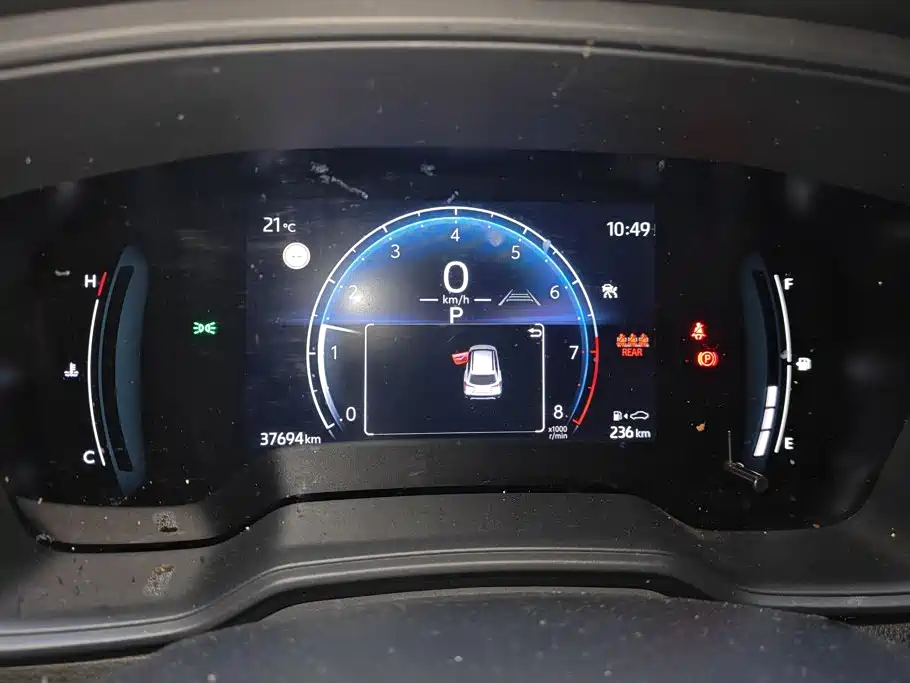 Toyota Corolla Cross — фото 14