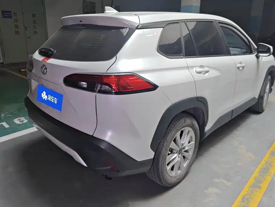 Toyota Corolla Cross — фото 3