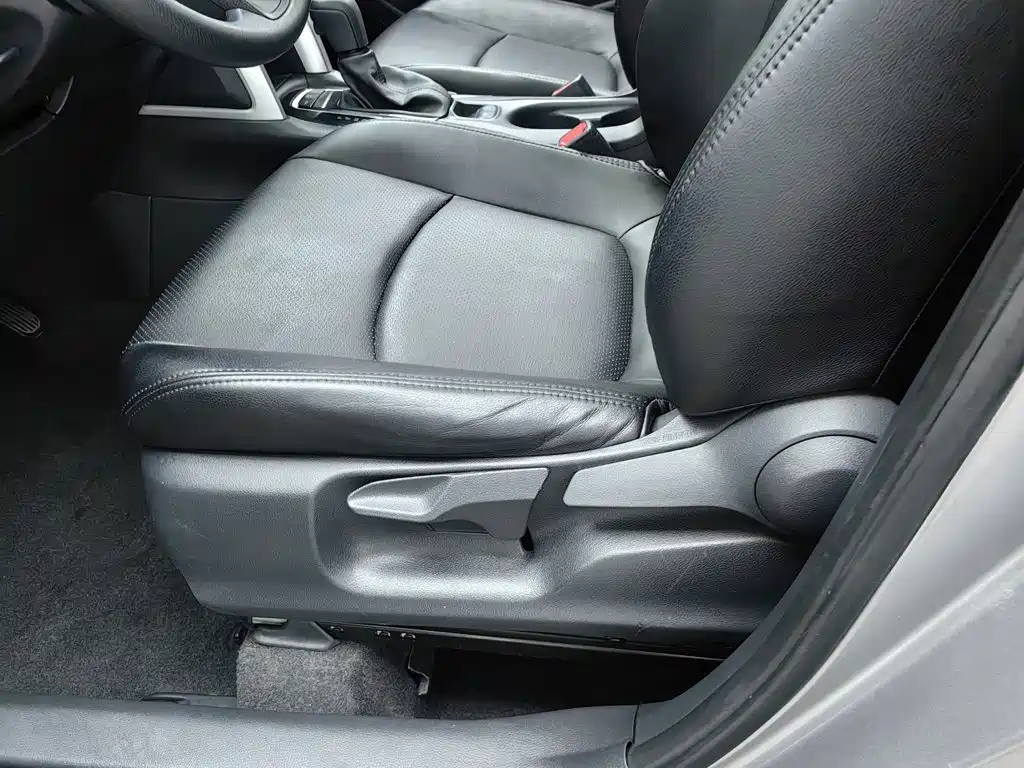 Toyota Corolla Cross — фото 20