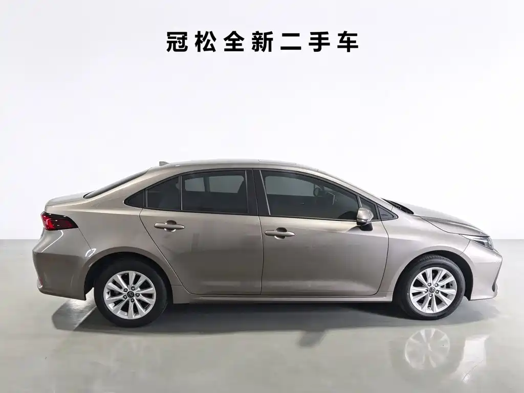 Toyota Corolla — фото 2