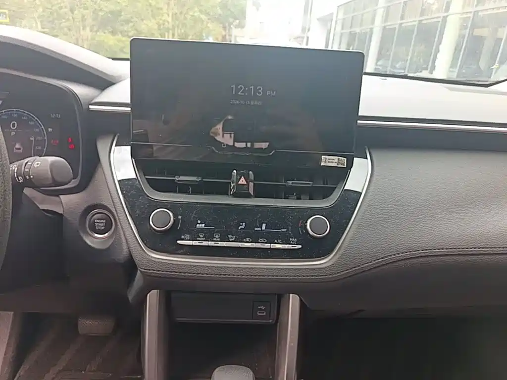 Toyota Corolla Cross — фото 17