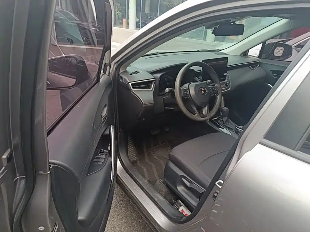 Toyota Corolla Cross — фото 20