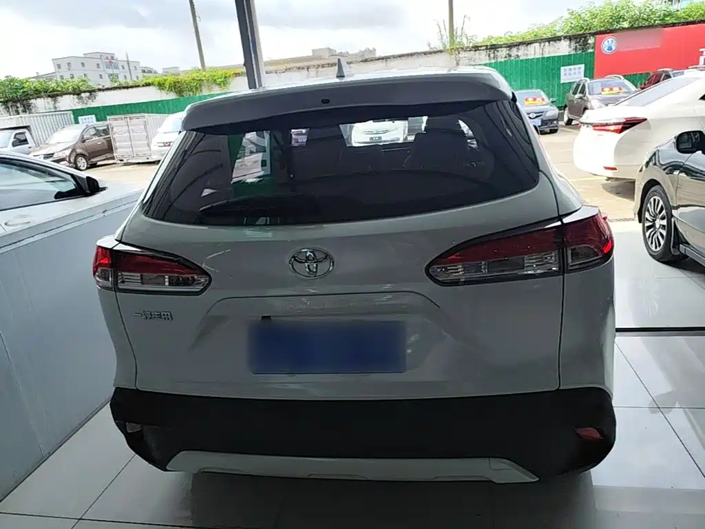 Toyota Corolla Cross — фото 3