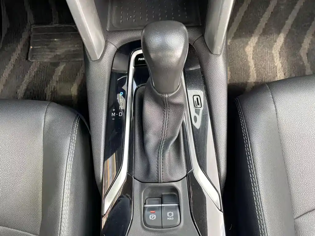 Toyota Corolla Cross — фото 21