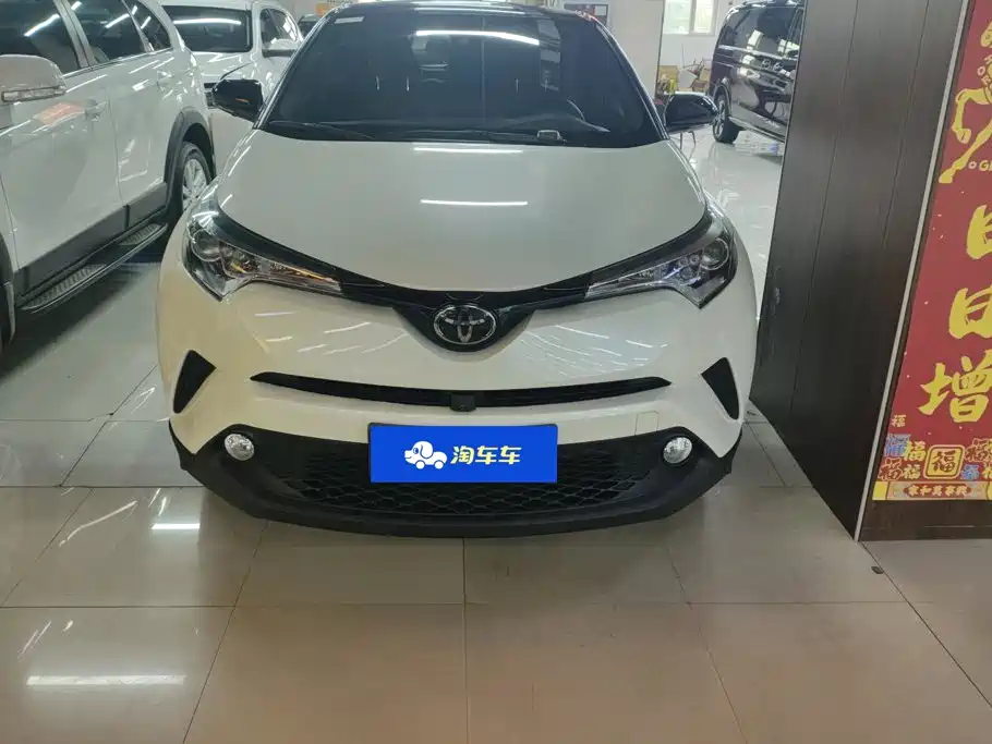 Toyota C-HR — фото 2