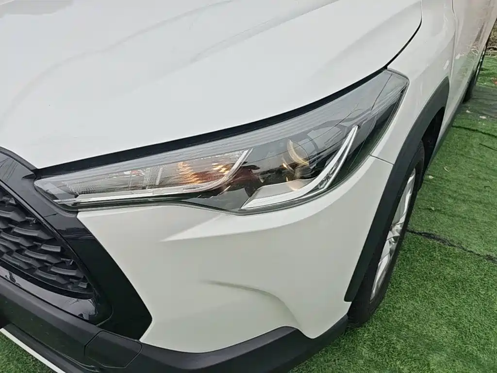 Toyota Corolla Cross — фото 23