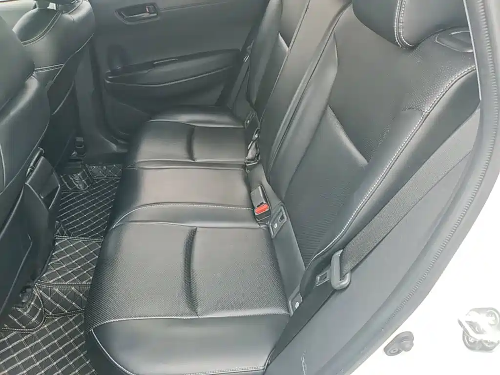Toyota Corolla Cross — фото 16