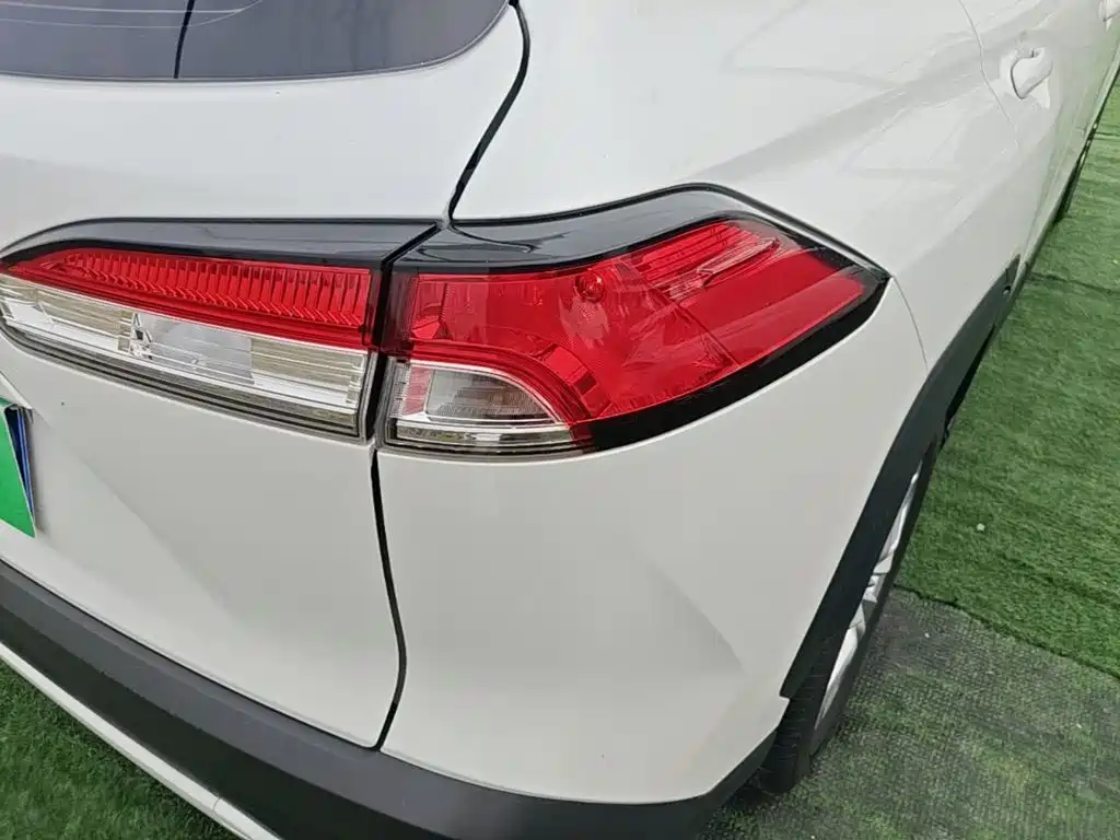 Toyota Corolla Cross — фото 7