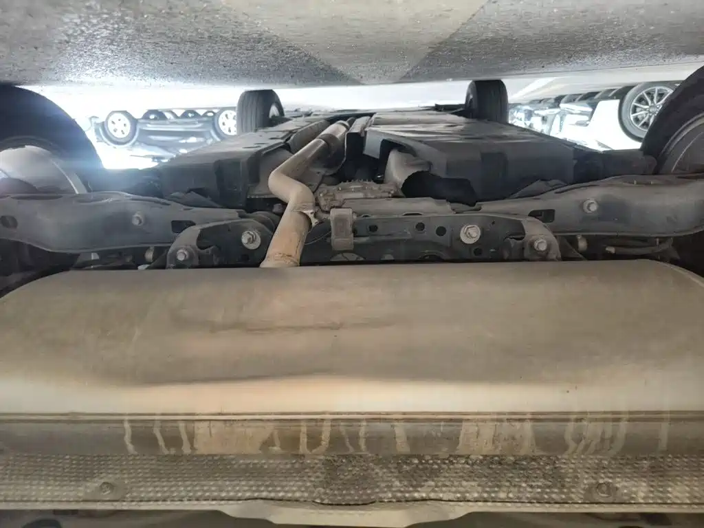 Toyota RAV4 — фото 21