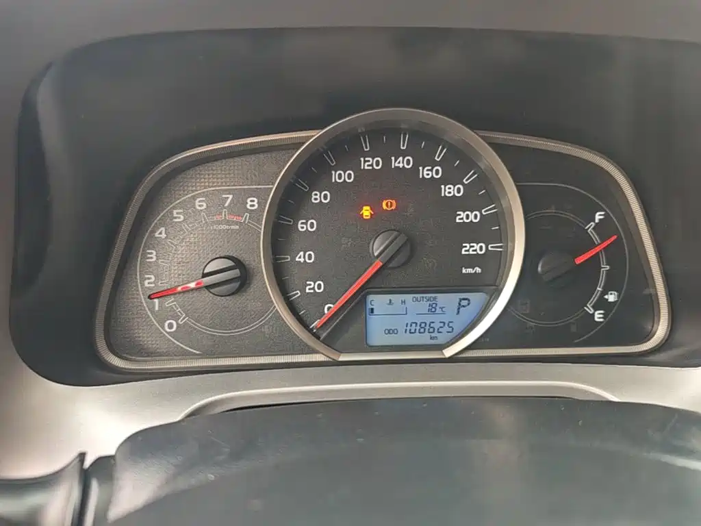Toyota RAV4 — фото 11