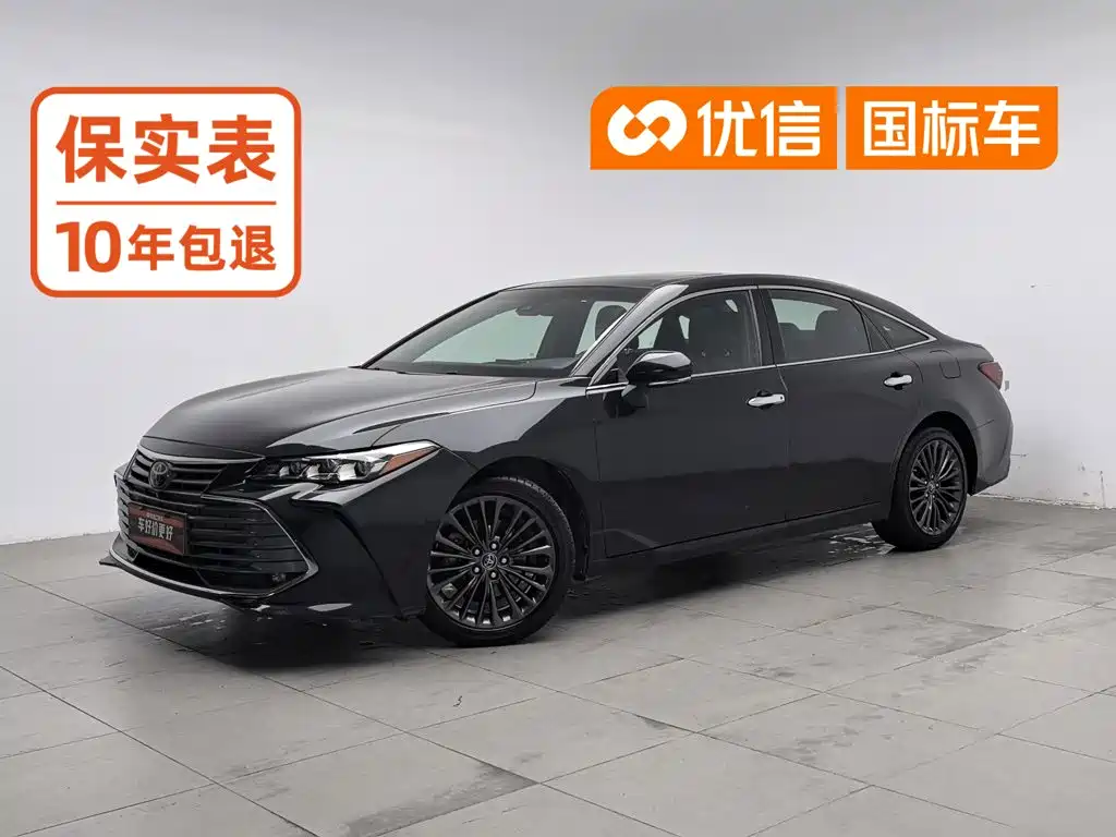 Toyota Avalon — фото 1