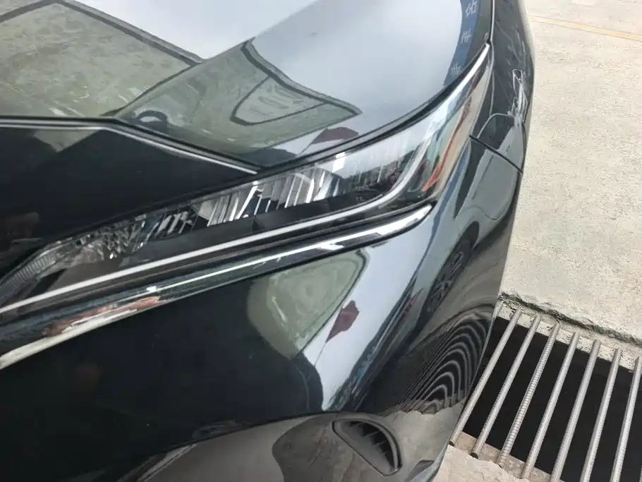 Toyota Harrier — фото 5