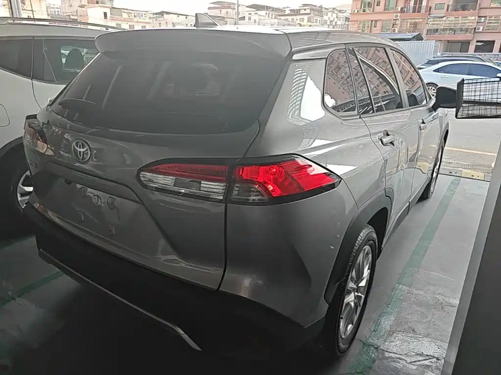 Toyota Corolla Cross — фото 6