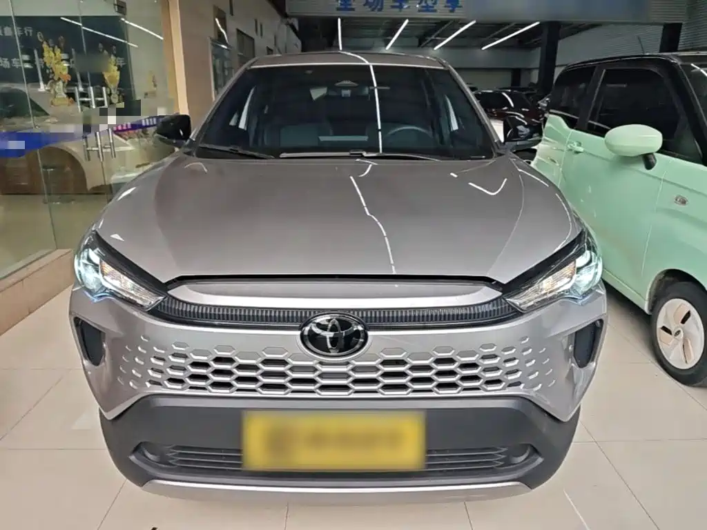 Toyota Corolla Cross — фото 2