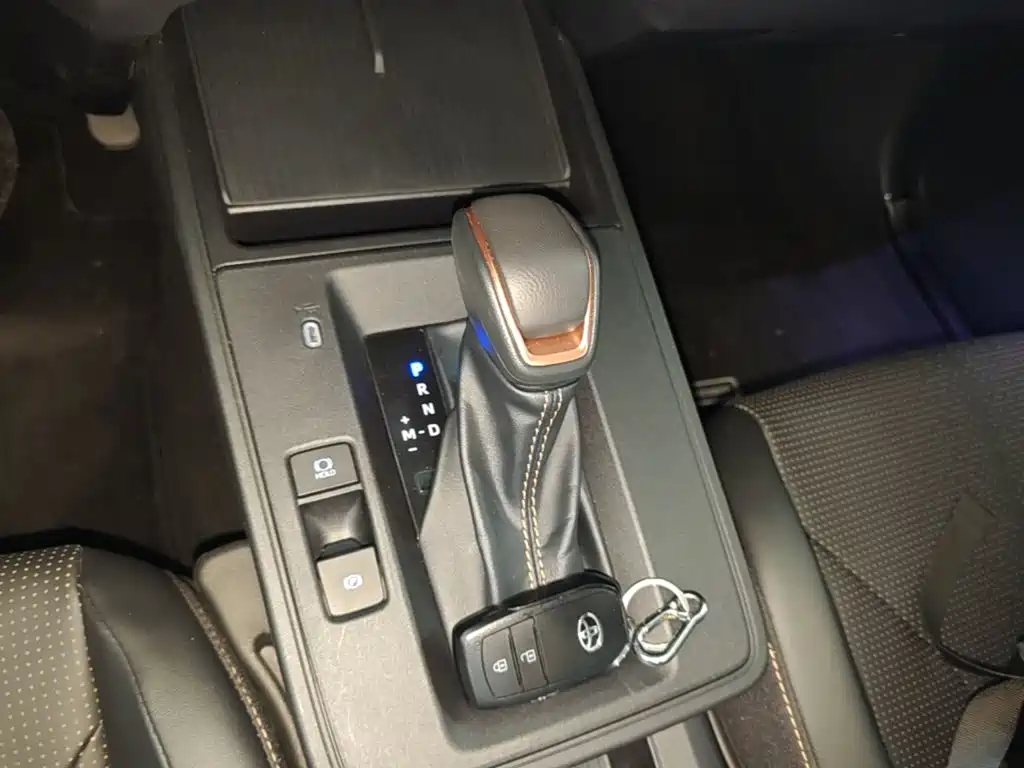 Toyota Corolla Cross — фото 13