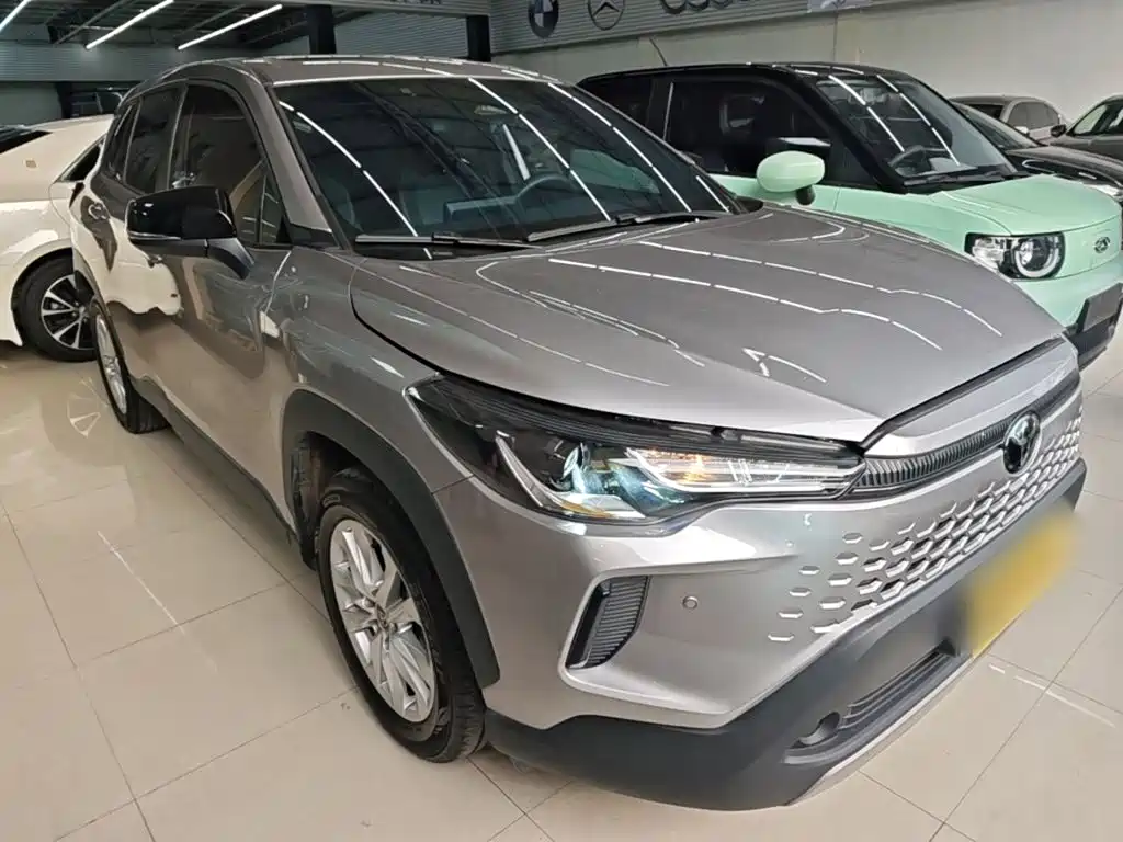 Toyota Corolla Cross — фото 3