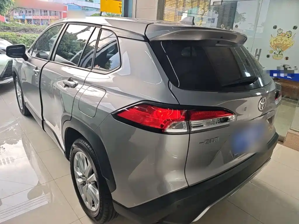 Toyota Corolla Cross — фото 4