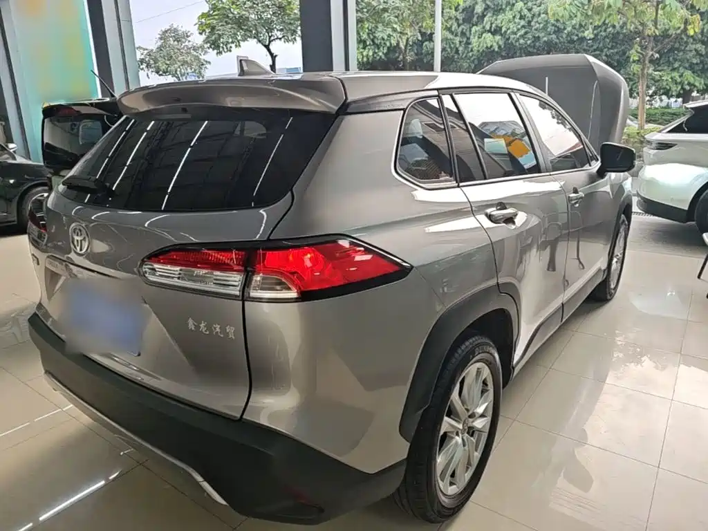 Toyota Corolla Cross — фото 6