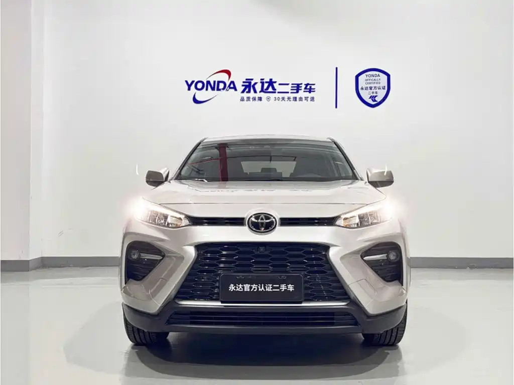 Toyota Wildlander — фото 2