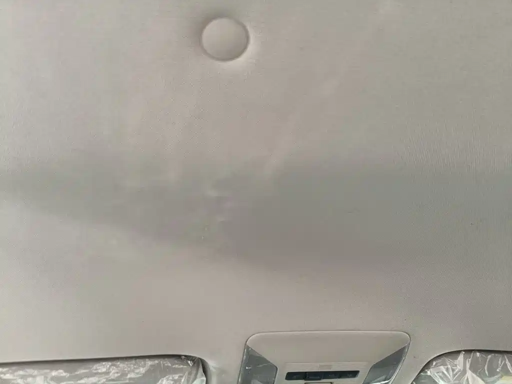 Toyota RAV4 — фото 14