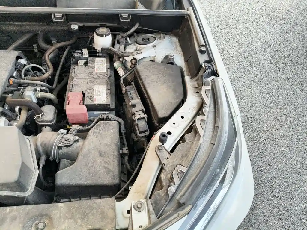 Toyota RAV4 — фото 21