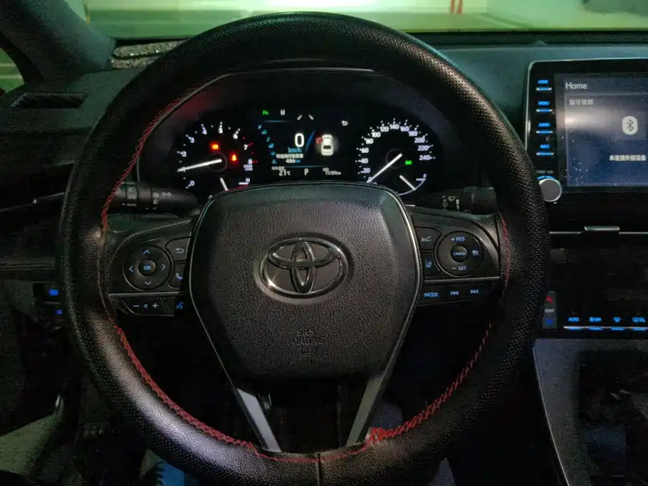 Toyota Avalon — фото 15