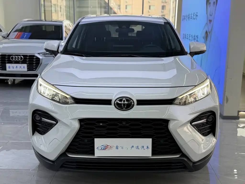 Toyota Wildlander — фото 2