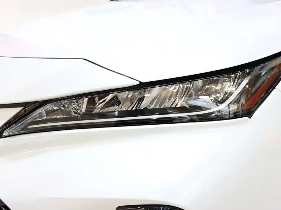 Toyota Venza — фото 7