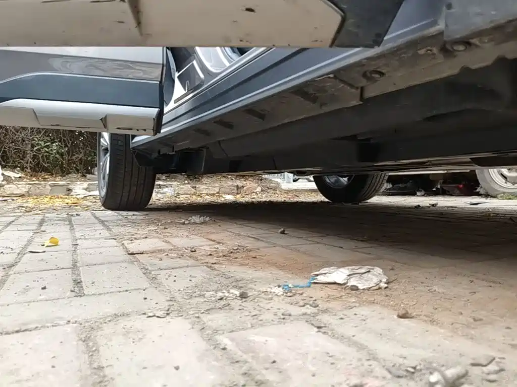 Toyota RAV4 — фото 20