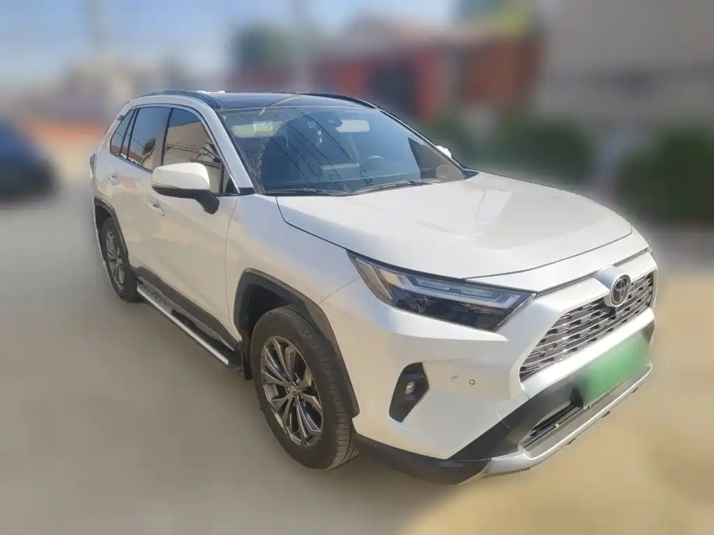 Toyota RAV4 — фото 3