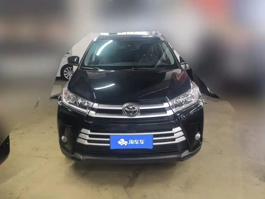 Toyota Highlander — фото 2