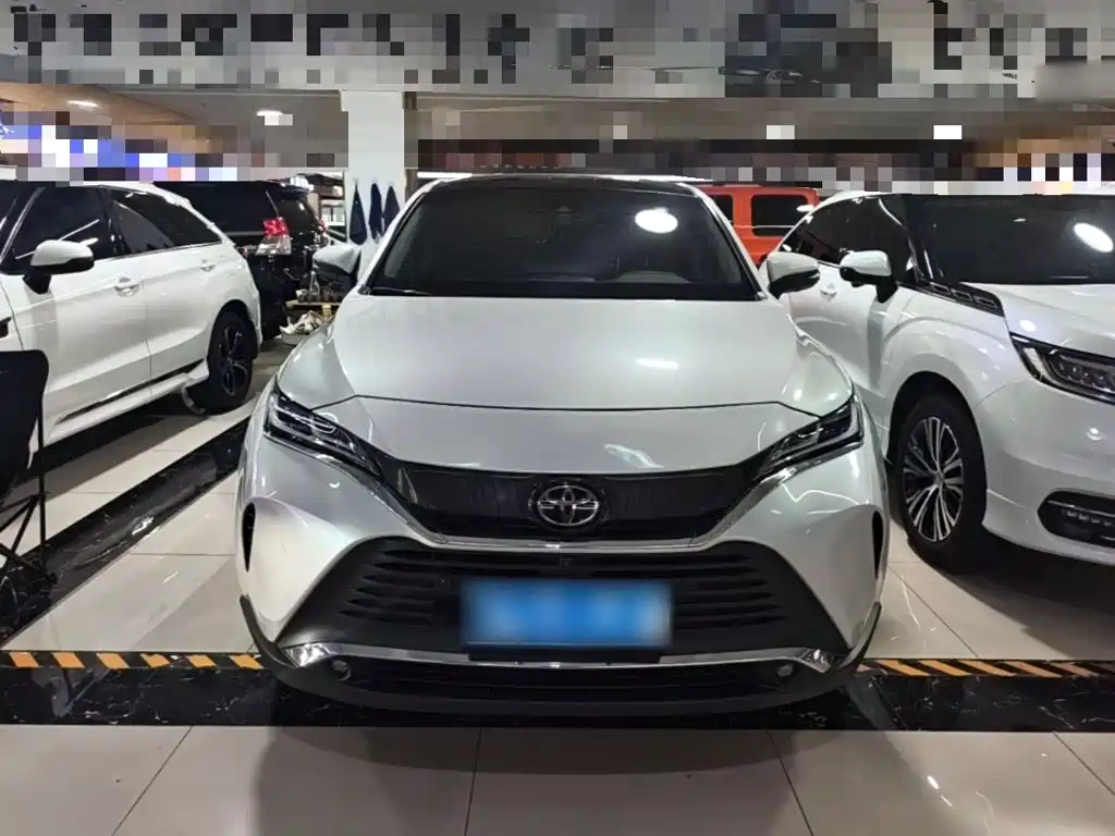 Toyota Harrier — фото 2