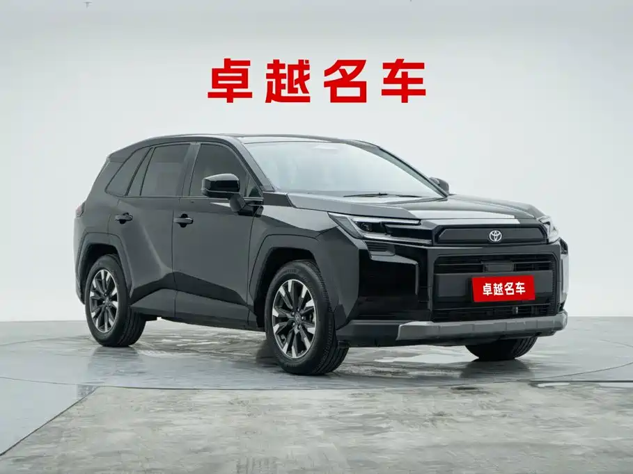 Toyota RAV4 — фото 5