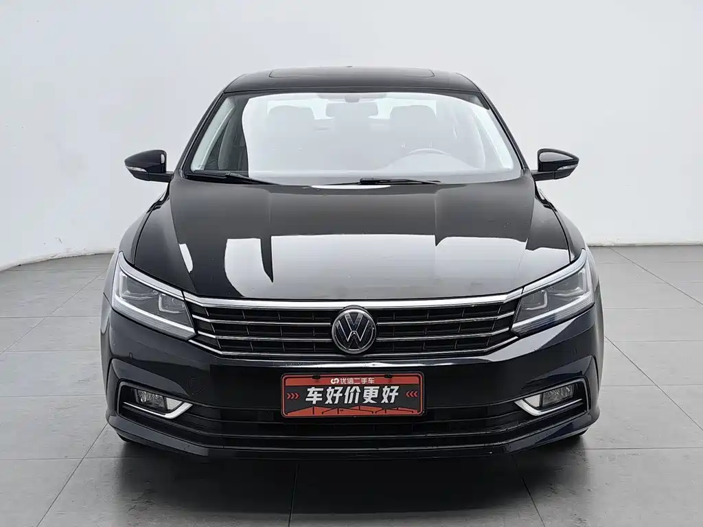 Volkswagen Passat — фото 3