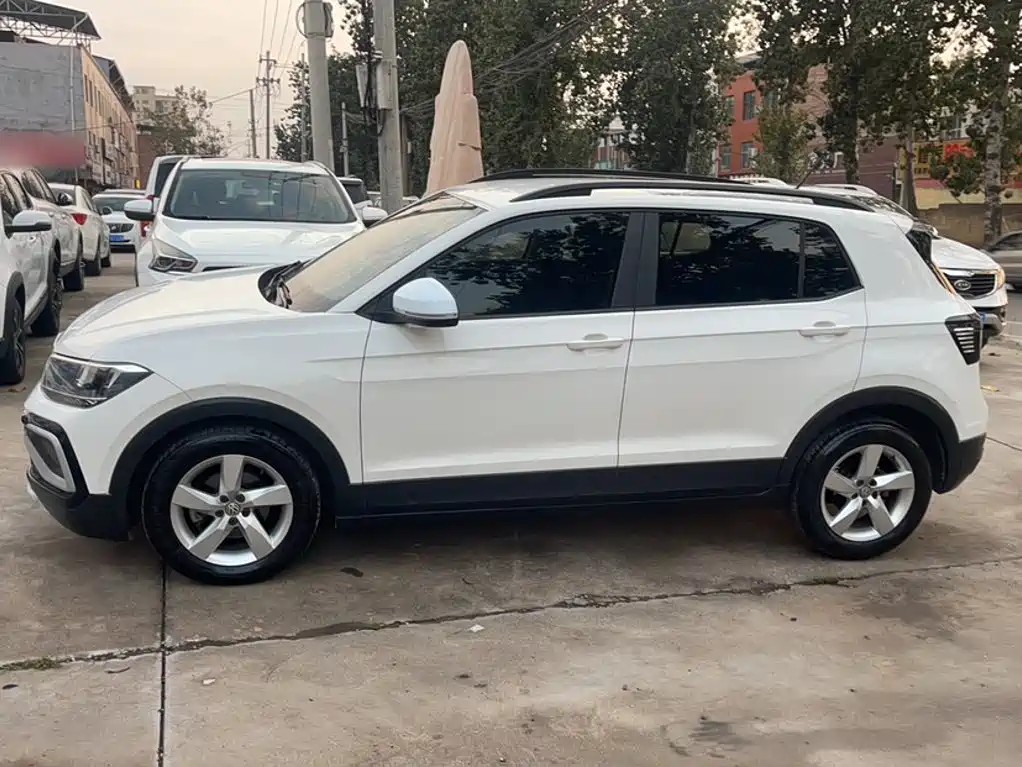 Volkswagen T-Cross — фото 3