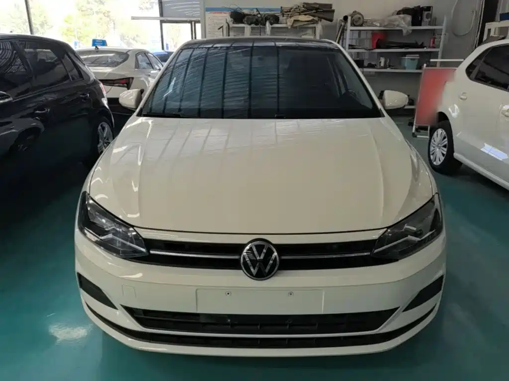 Volkswagen Polo — фото 2