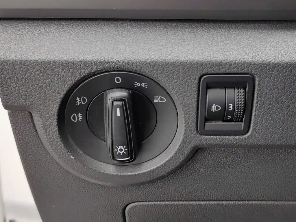 Volkswagen T-Cross — фото 21
