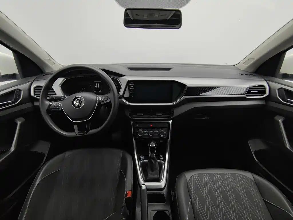 Volkswagen T-Cross — фото 5