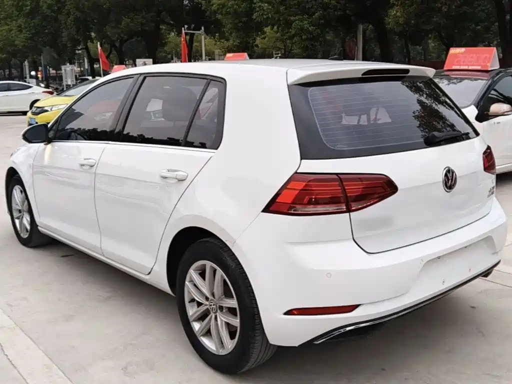 Volkswagen Golf — фото 4