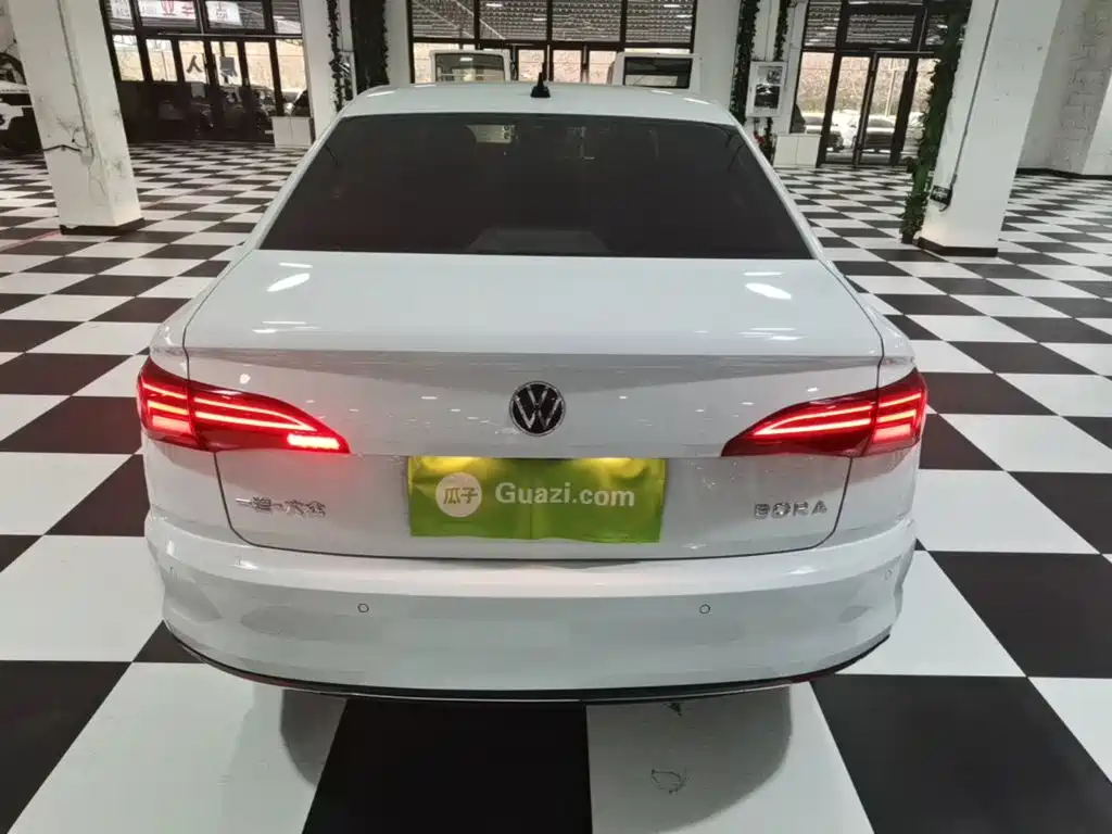 Volkswagen Bora — фото 5