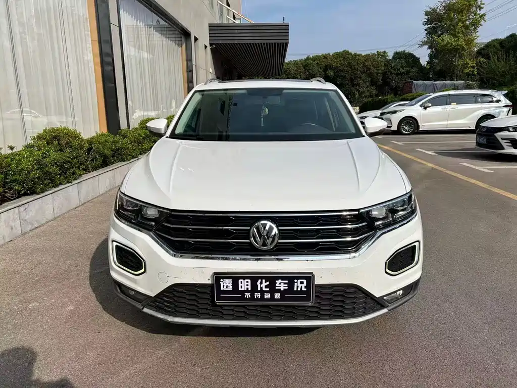 Volkswagen T-Roc — фото 2