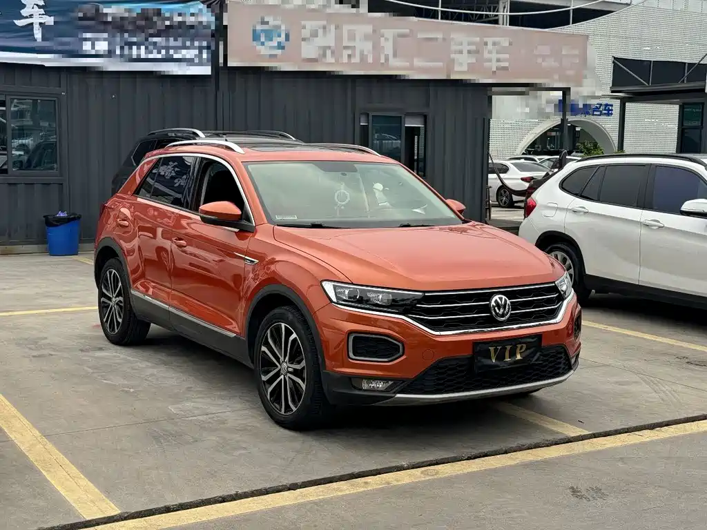 Volkswagen T-Roc — фото 3